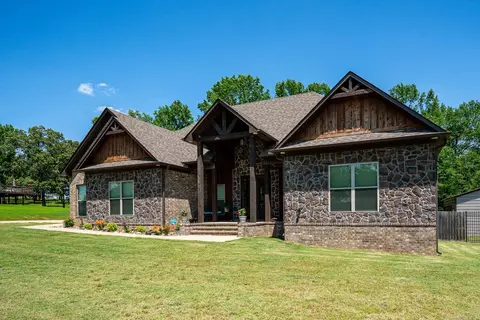 Exterior - 123 Greystone Dr, Greenbrier, AR 72058 photo 3 of 9