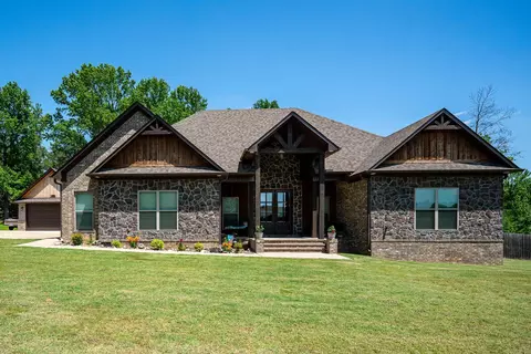 Exterior - 123 Greystone Dr, Greenbrier, AR 72058 photo 2 of 9