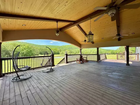 Exterior - 233 Brandon Dr, Mountain View, AR 72560 photo 5 of 14