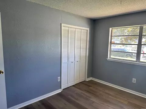Bedroom - 1203 Brentwood Dr, Pine Bluff, AR 71601 photo 2 of 2