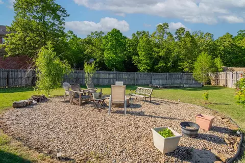 Exterior - 17 Jonathon Cv, Cabot, AR 72023 photo 4 of 7