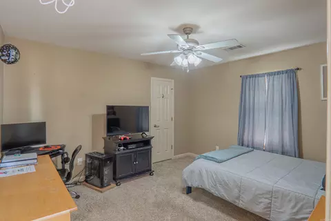 Bedroom - 17 Jonathon Cv, Cabot, AR 72023 photo 4 of 5