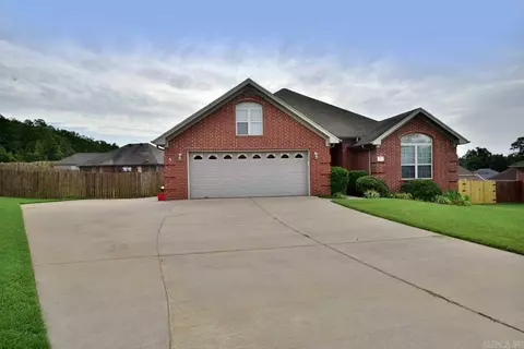 Exterior - 17 Jonathon Cv, Cabot, AR 72023 photo 2 of 7