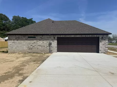 Exterior - 106 Thunderbird St, Cherry Valley, AR 72324 photo 4 of 9