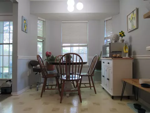 Dining - 1100 Edgewood Dr, Bryant, AR 72022 photo 2 of 2