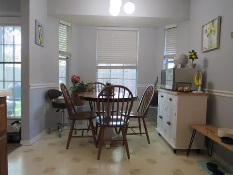 Dining - 1100 Edgewood Dr, Bryant, AR 72022 photo 1 of 2