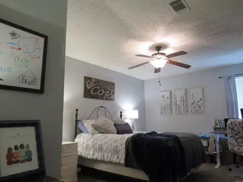 Bedroom - 1100 Edgewood Dr, Bryant, AR 72022 photo 8 of 9