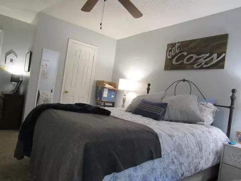 Bedroom - 1100 Edgewood Dr, Bryant, AR 72022 photo 7 of 9