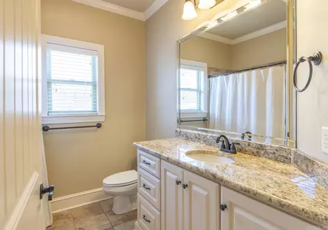 Bath - 2809 Darrel Dr, Bryant, AR 72022 photo 5 of 5