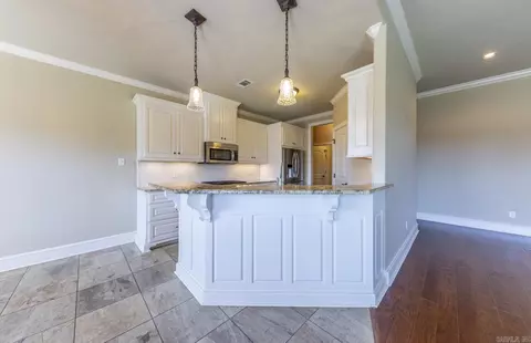 Kitchen - 2809 Darrel Dr, Bryant, AR 72022 photo 2 of 7
