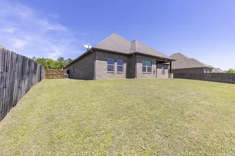 Exterior - 2809 Darrel Dr, Bryant, AR 72022 photo 8 of 9