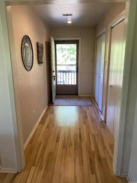 Entry Way - 5 Fairview # D, Mount Ida, AR 71957 photo 1 of 1