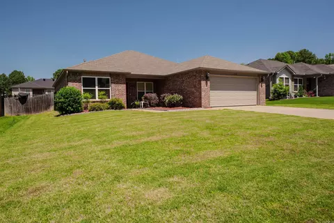 1090 Meadows Edge Dr, Alexander, AR 72002 photo 1