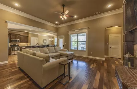 Living - 310 Creekside Cv, Bryant, AR 72022 photo 1 of 6