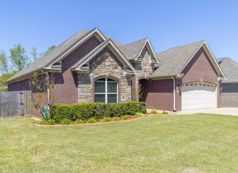 Exterior - 310 Creekside Cv, Bryant, AR 72022 photo 2 of 13