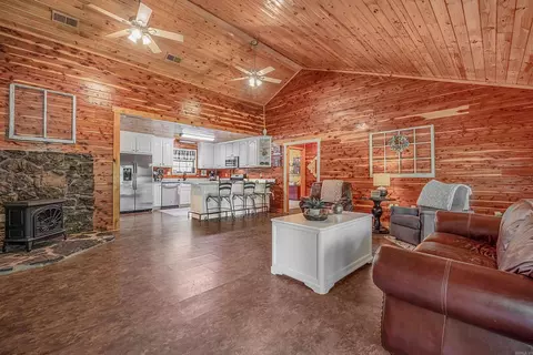 Living - 155 School House Rd, Beebe, AR 72012 photo 1 of 2