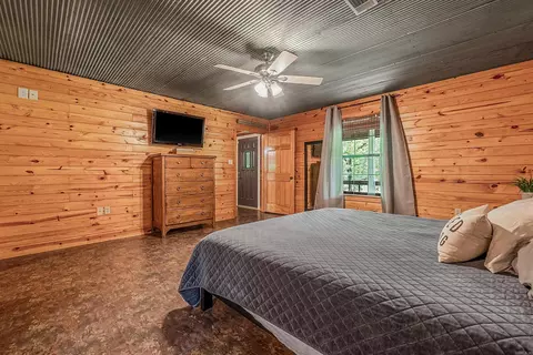 Bedroom - 155 School House Rd, Beebe, AR 72012 photo 3 of 6