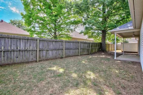 Exterior - 4208 Donna Dr, Benton, AR 72015 photo 6 of 10