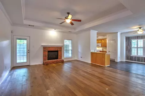 Living - 4208 Donna Dr, Benton, AR 72015 photo 1 of 5