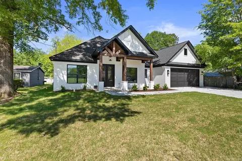 Exterior - 214 King Rd, Benton, AR 72019 photo 2 of 6