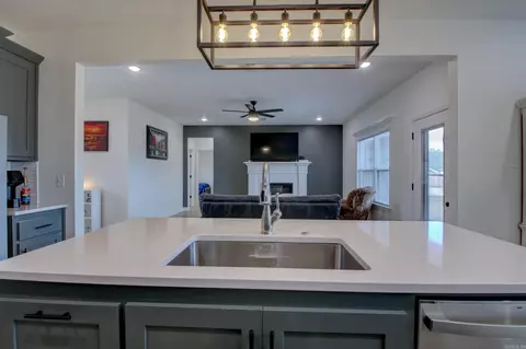 Kitchen - 10 Opie Ct, Cabot, AR 72023 photo 7 of 7