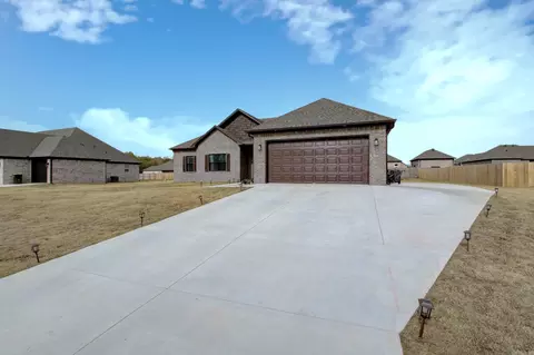 Exterior - 10 Opie Ct, Cabot, AR 72023 photo 2 of 9