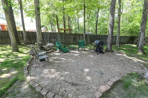 Exterior - 2719 Millbrook Dr, Benton, AR 72015 photo 9 of 17