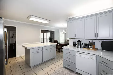 Kitchen - 2719 Millbrook Dr, Benton, AR 72015 photo 3 of 3