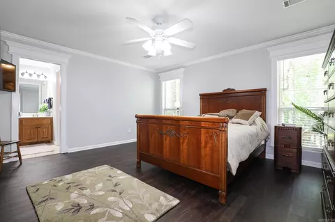 Bedroom - 2719 Millbrook Dr, Benton, AR 72015 photo 1 of 11