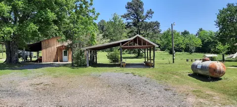 Exterior - 2967 Hwy 8 E, Mena, AR 71953 photo 3 of 18