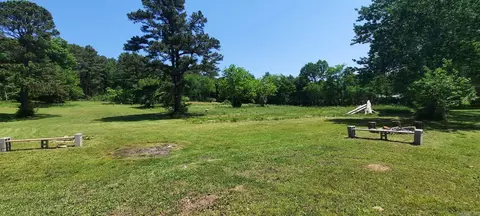 Exterior - 2967 Hwy 8 E, Mena, AR 71953 photo 5 of 18