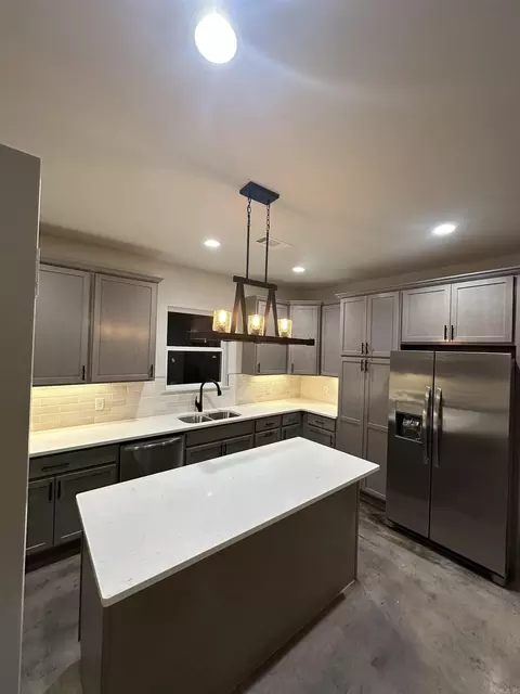 Kitchen - 146 Bear Valley Trl, Royal, AR 71968 photo 4 of 6