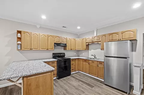 Kitchen - 18 Warren St, Cabot, AR 72023 photo 5 of 6