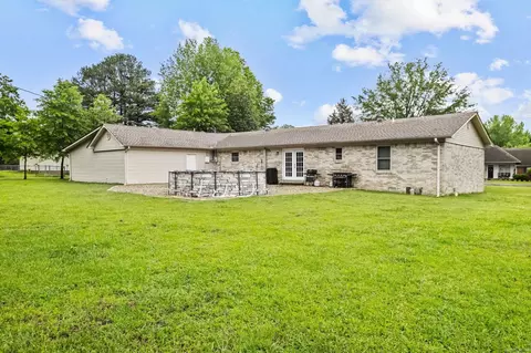 Exterior - 18 Warren St, Cabot, AR 72023 photo 5 of 5