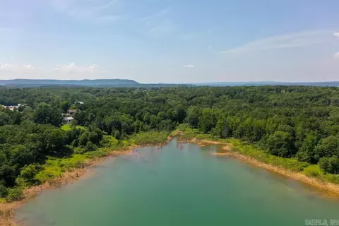 000 Wanda Ln, Heber Springs, AR 72543