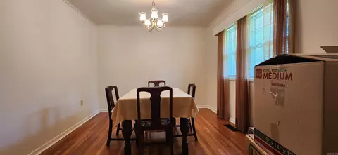 Dining - 719 Luzerne St, Mount Ida, AR 71957 photo 1 of 2