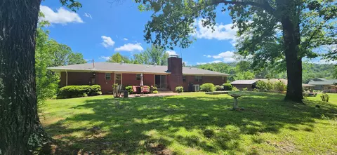 Exterior - 719 Luzerne St, Mount Ida, AR 71957 photo 6 of 13