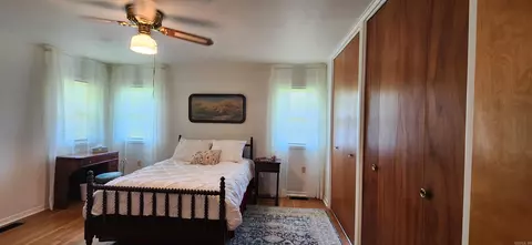 Bedroom - 719 Luzerne St, Mount Ida, AR 71957 photo 1 of 6