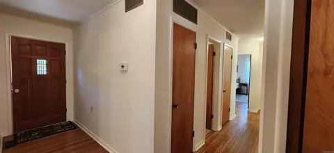 Entry Way - 719 Luzerne St, Mount Ida, AR 71957 photo 1 of 2