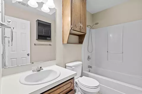 Bath - 53 Sunset Ln, Cabot, AR 72023 photo 2 of 2