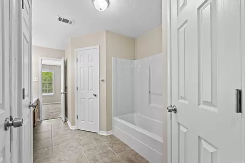 Entry Way - 53 Sunset Ln, Cabot, AR 72023 photo 1 of 1