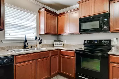 27 Java Ct, Little Rock, AR 72204 photo 2