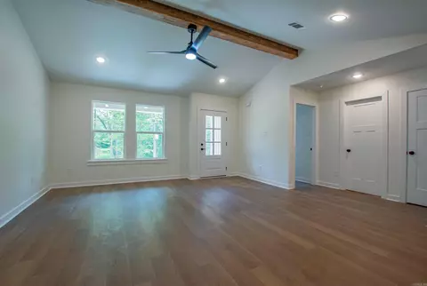 217 Central Ave, Bauxite, AR 72011 photo 3