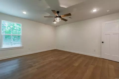 217 Central Ave, Bauxite, AR 72011 photo 4