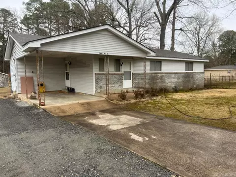 8016 Thompson, Mabelvale, AR 72103 photo 1