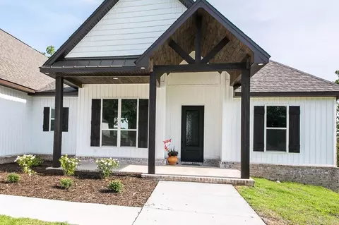 Exterior - 51 Wellington Pl, Cabot, AR 72023 photo 2 of 7