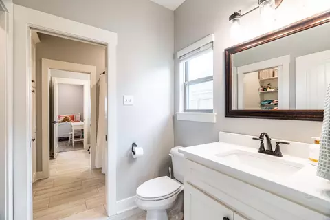 Bath - 1615 Winterbrook Dr, Conway, AR 72034 photo 1 of 5
