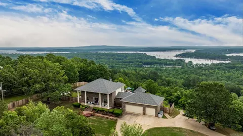 9 Pine Blf, Conway, AR 72034 photo 3