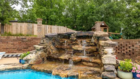 9 Pine Blf, Conway, AR 72034 photo 38