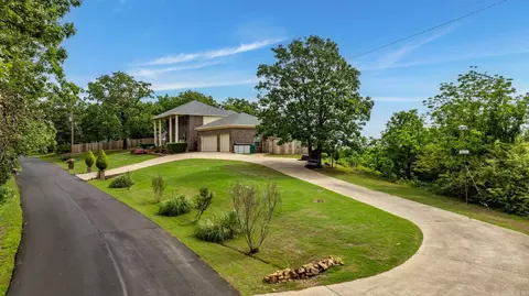 9 Pine Blf, Conway, AR 72034 photo 4